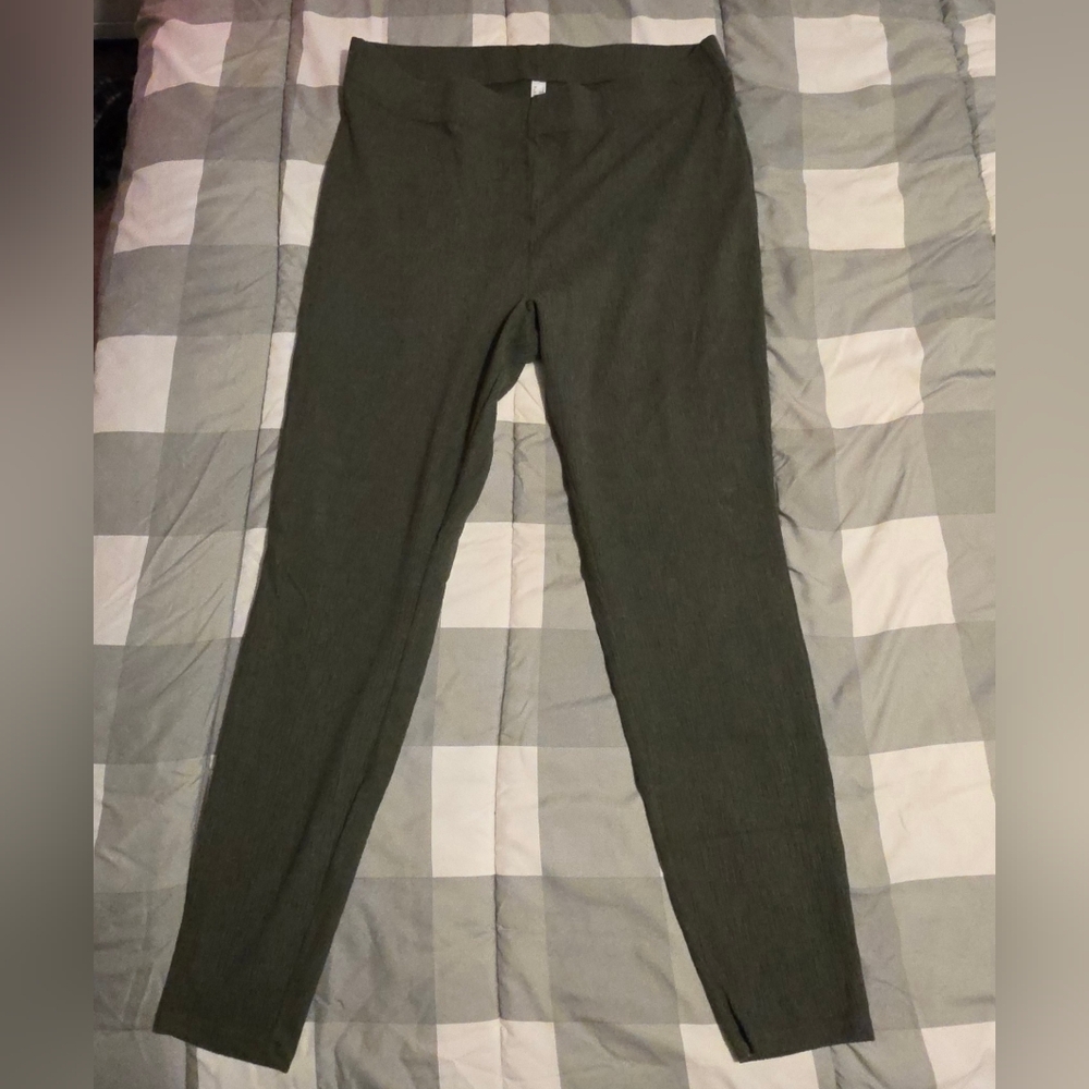 1X Addition Elle Olive Green Textured Leggings